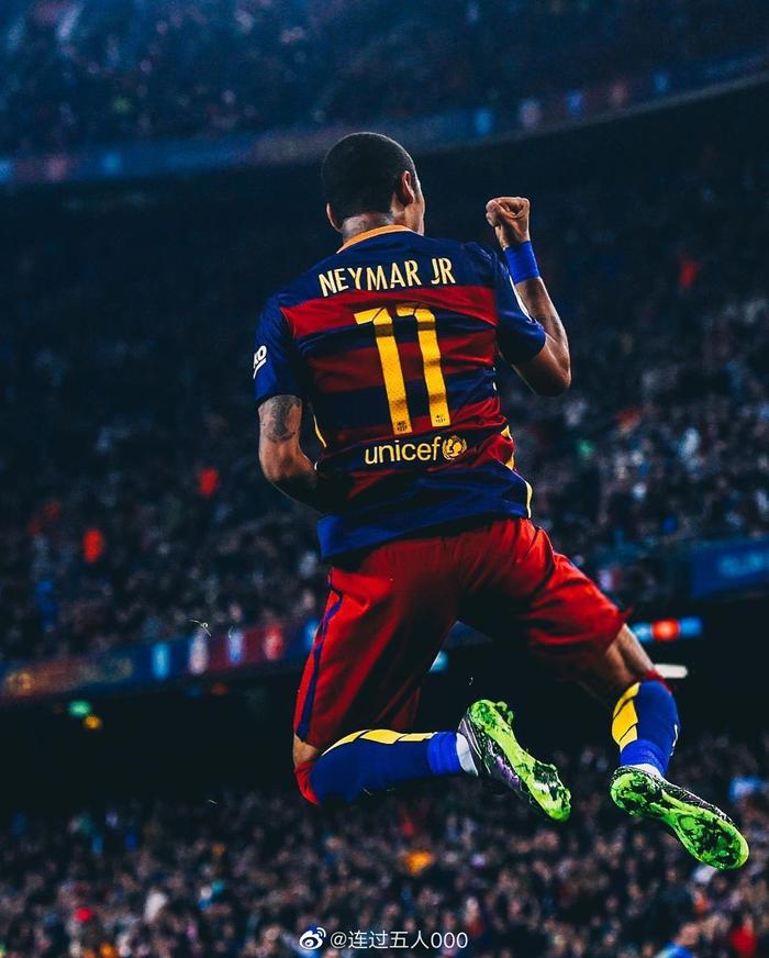 关于内马尔连续十场比赛得分超过高光表现，日本队挑战极限！的信息